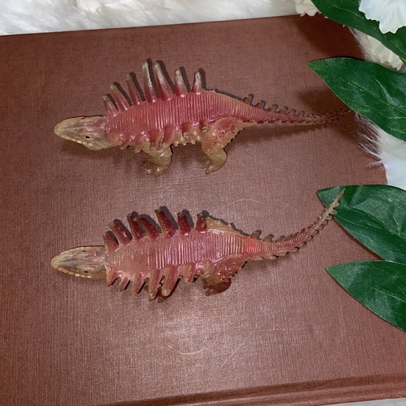 Vintage 1978 Talarurus Dinosaur Figurines set of two clear Dinosaur - Picture 6 of 17